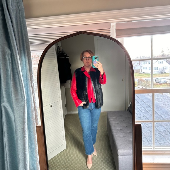 St John faux fur vest - Picture 4 of 7